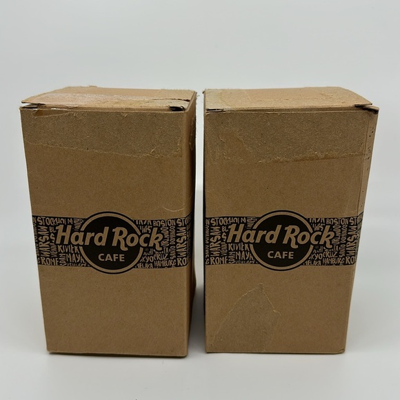 HARD ROCK CAFE HONOLULU GLASS SET OF TWO - Picture 5 of 8